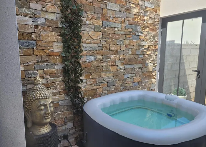 Magnifique Piscine Jacuzzi Prive Saint-Feliu-d'Avall