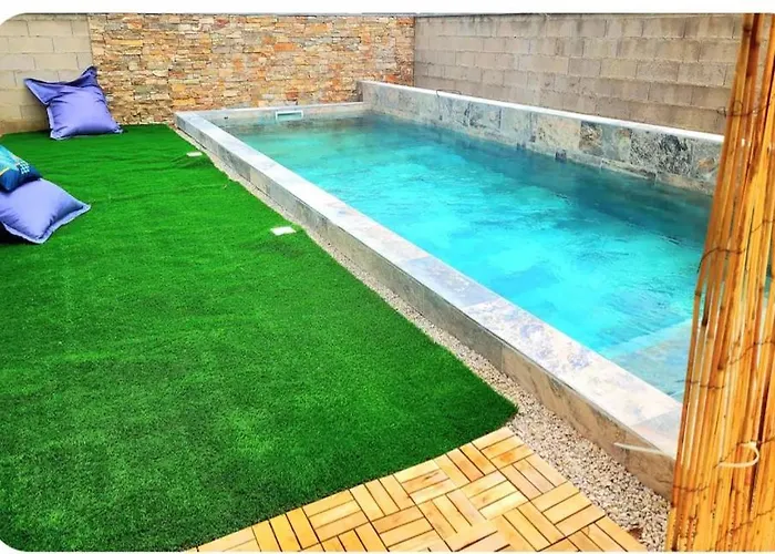 Magnifique Piscine Jacuzzi Prive 빌라 *